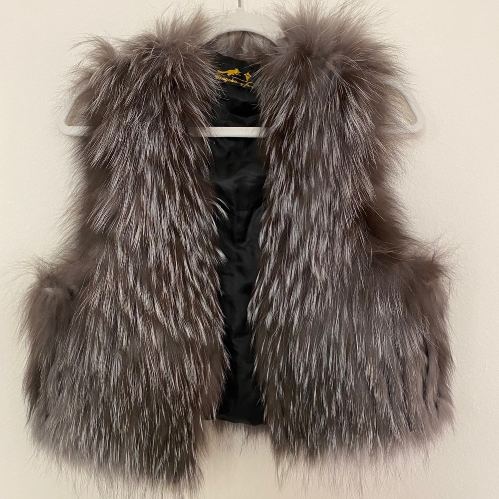 100% Authentic Silver Fox Fur Vest Sz Small/Med
